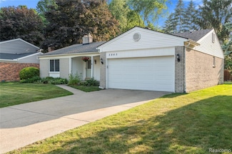 5945 Slate Dr, Troy, MI 48085