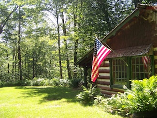 127 Fort Morrow Knoll, Stockbridge, VT 05772