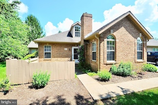 917 Hart Cir, State College, PA 16801