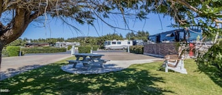 39 N Coast Hwy, Newport, OR 97365