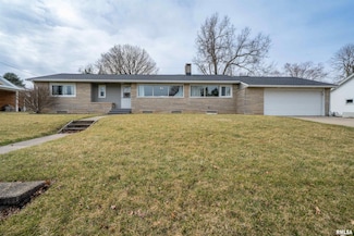 505 W Prairie St, Roanoke, IL 61561