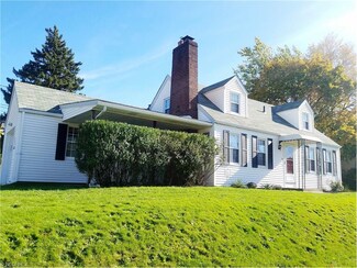 1300 Colonial Blvd NE, Canton, OH 44714