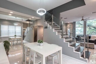 204 Marshall St Unit 5, Houston, TX 77006