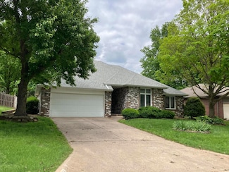 3735 W Edgewood St, Springfield, MO 65807