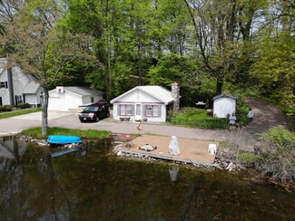 11975 Bair Lake St, Jones, MI 49061