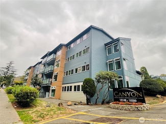 15154 65th Ave S Unit 911, Tukwila, WA 98188