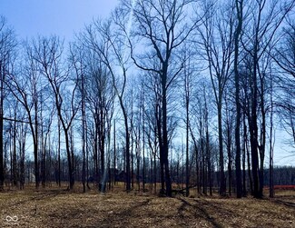 10395 Dartmoor Way, Zionsville, IN 46077