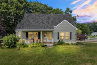 1044 Middle Rd, Woolwich, ME 04579