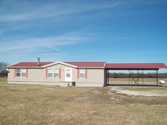 1266 13000 Rd, Altamont, KS 67330