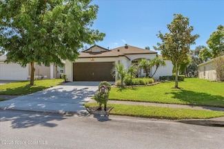2492 Coral Ridge Cir, Melbourne, FL 32935