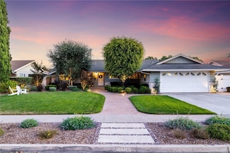 17892 Wellington Ave, Tustin, CA 92780