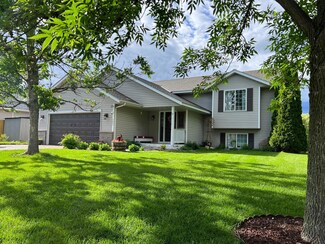 103 Roberts Ct, Buffalo, MN 55313