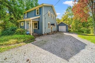 7285 Chagrin Rd, Chagrin Falls, OH 44023