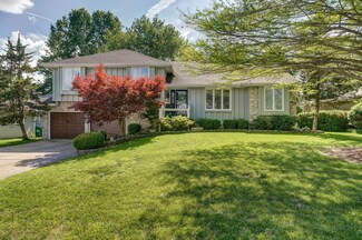 3724 E Sugar Hill St, Springfield, MO 65809