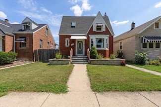 2847 N Meade Ave, Chicago, IL 60634