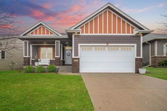 1312 Sedona Dr, West Des Moines, IA 50266