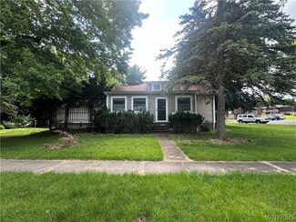 400 State St, Medina, NY 14103