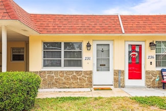 230 Portree Dr, Dunedin, FL 34698