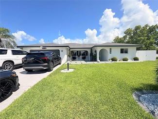 713 SE 43rd St, Cape Coral, FL 33904