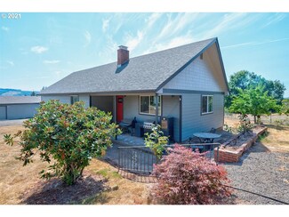 5127 Briar Knob Loop NE, Scotts Mills, OR 97375