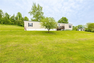 2208 Layton Street Rd, Lyons, NY 14489