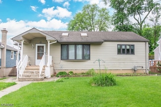 65 Beechwood Ave, Lake Hiawatha, NJ 07034