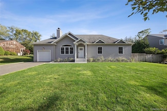 380 Homestead Way, Greenport, NY 11944
