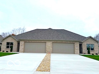 1000 Paris Dr, Franklin, IN 46131