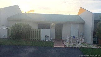 11908 SW 110th Street Cir E, Miami, FL 33186