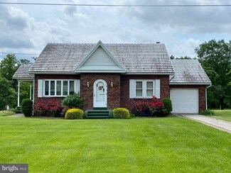 513 W State St, Hamburg, PA 19526