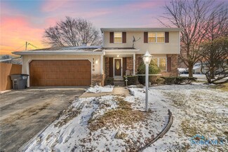 1126 Bedford Woods Dr, Toledo, OH 43615