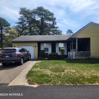 7 Stonybrook Rd, Manchester Township, NJ 08759