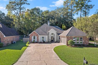 1541 River Run Dr, Denham Springs, LA 70726