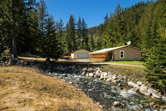 5432 Sullivan Lake Rd, Ione, WA 99139