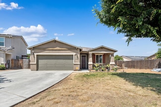 2326 W Flagstaff Ct, Visalia, CA 93291