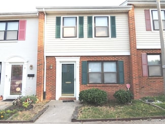 9 Jarratt Ct, Petersburg, VA 23803