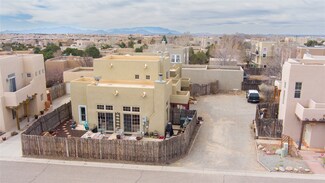 4362 Laughing Crow Ln, Santa Fe, NM 87507