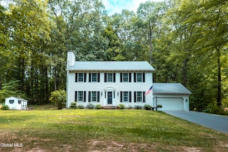248 Schodack Dr, Castleton On Hudson, NY 12033