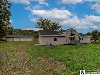 673 Ivory Rd, Frewsburg, NY 14738
