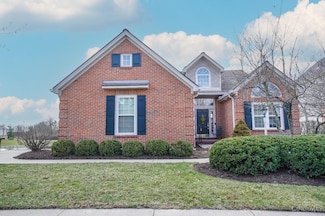 9520 Old Village Dr, Loveland, OH 45140
