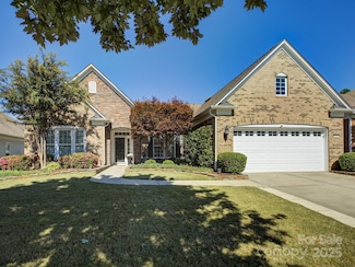 3616 Golden Cascade Ln, Fort Mill, SC 29707