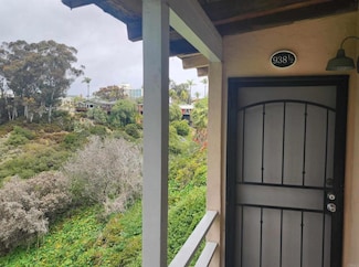 938 W Lewis St, San Diego, CA 92103