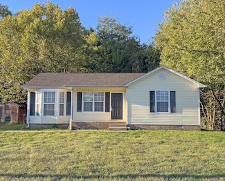 112 Grant Ave, Oak Grove, KY 42262