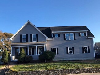 18 Hutchinson St, Franklin, MA 02038