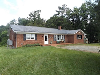 114 Paradise Ln, Galax, VA 24333