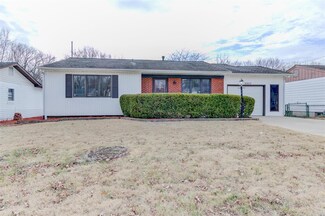 2927 Lyme St, Saint Charles, MO 63301
