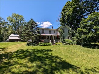 571 County Route 35, Fulton, NY 13069