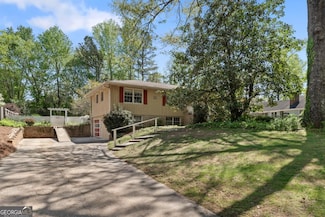 2062 Cezar Dr NW, Kennesaw, GA 30152