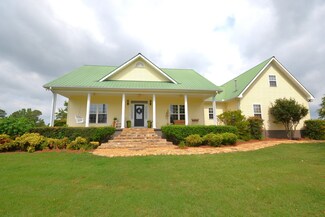 45 Hopper Rd, Eva, AL 35621