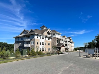 7 Longview Dr Unit 402, Atkinson, NH 03811